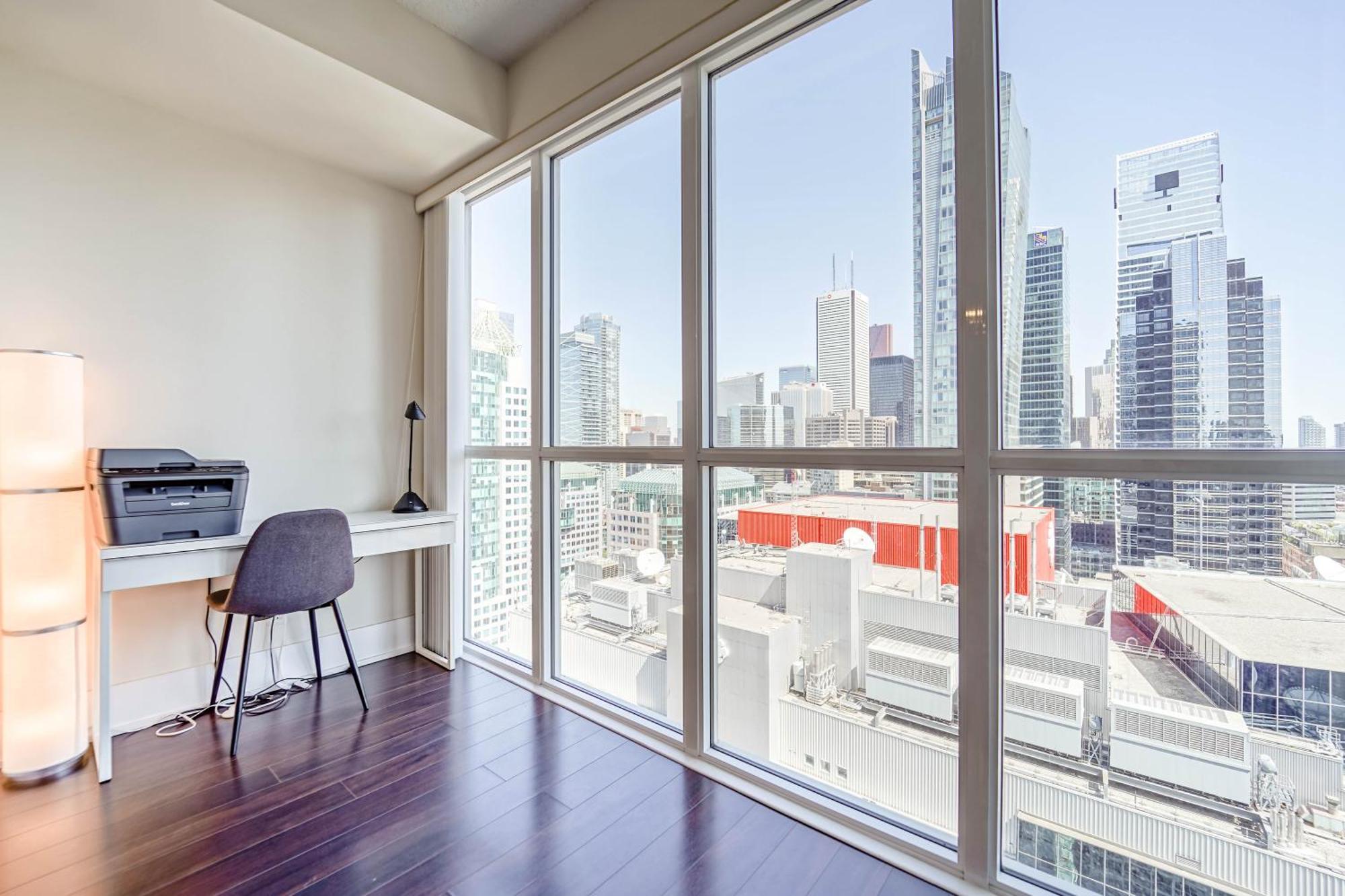 Chol Furnished Suites Heart Of Downtown Toronto, 2 Beds, Free Parking, Cn Tower View Exterior foto